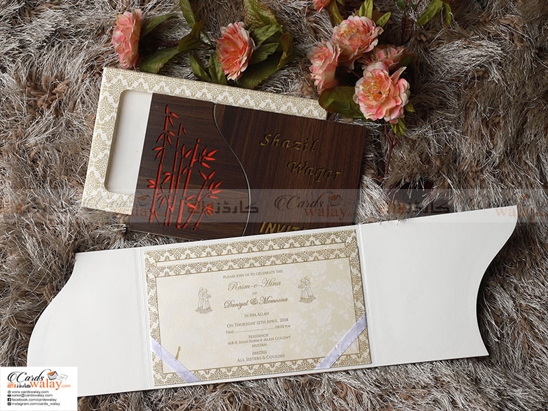 SMI0107 Wooden Invitation